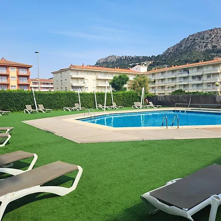 Apartment Con Piscina A Pasos De La Playa De L'estartit Torroella De Montgri